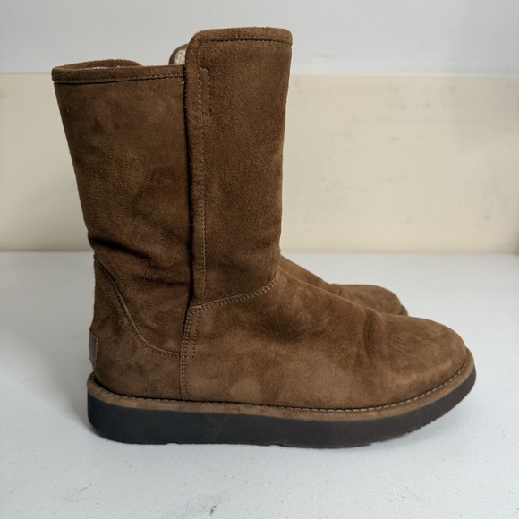 UGG Australia Women's Boot Abree Short 1009250 Size 7 Chestnut Snow Winter Boho - Picture 1 of 7